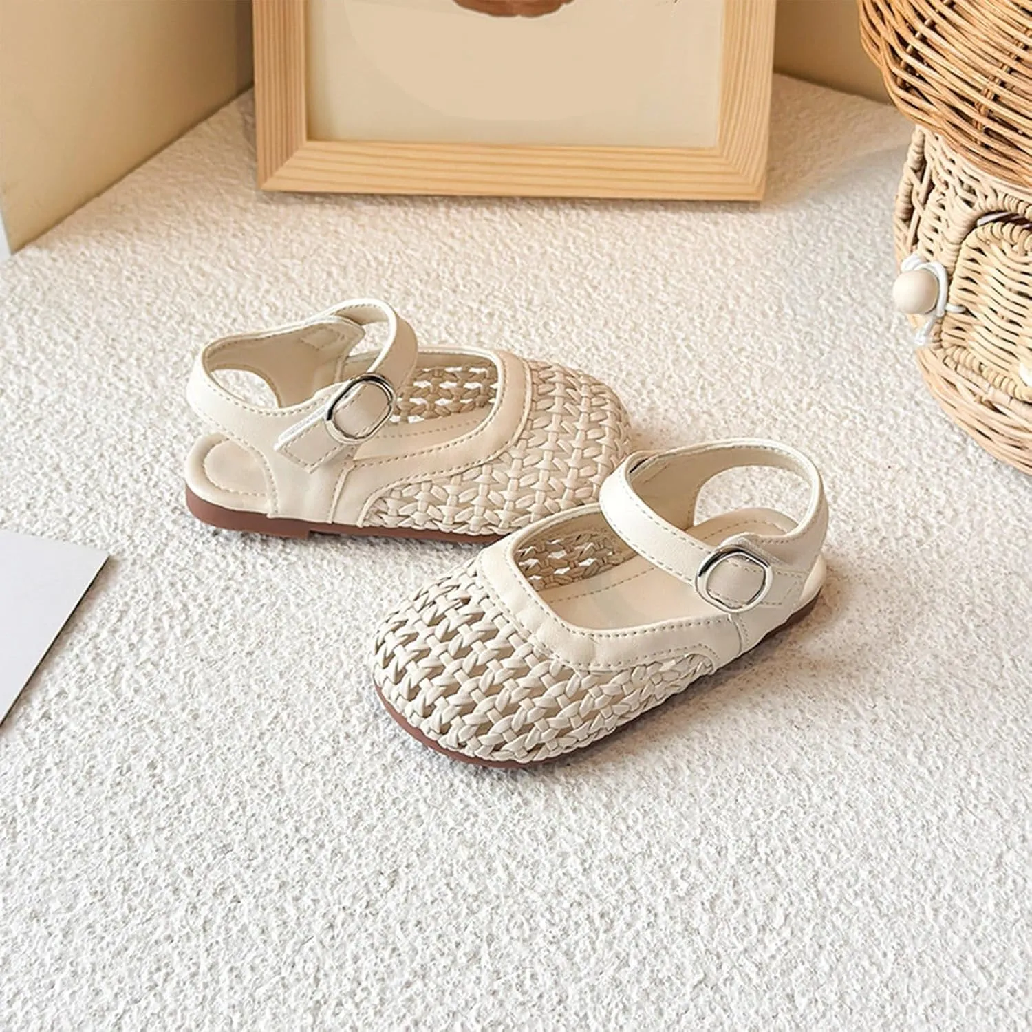 Baby Sandals for Girls Breathable Princess Flat Shoes with Cushioned Soft Sole, Summer Outdoor Playtime Toddler Footwear