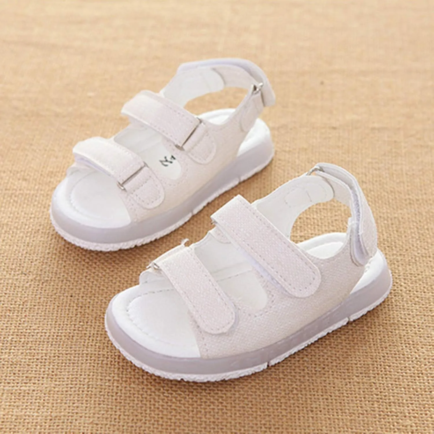 Light Up Sandals for Baby First Walking Shoes Beach Sneakers with LED Lights Boys Girls Summer Sandals Outdoor Shoes