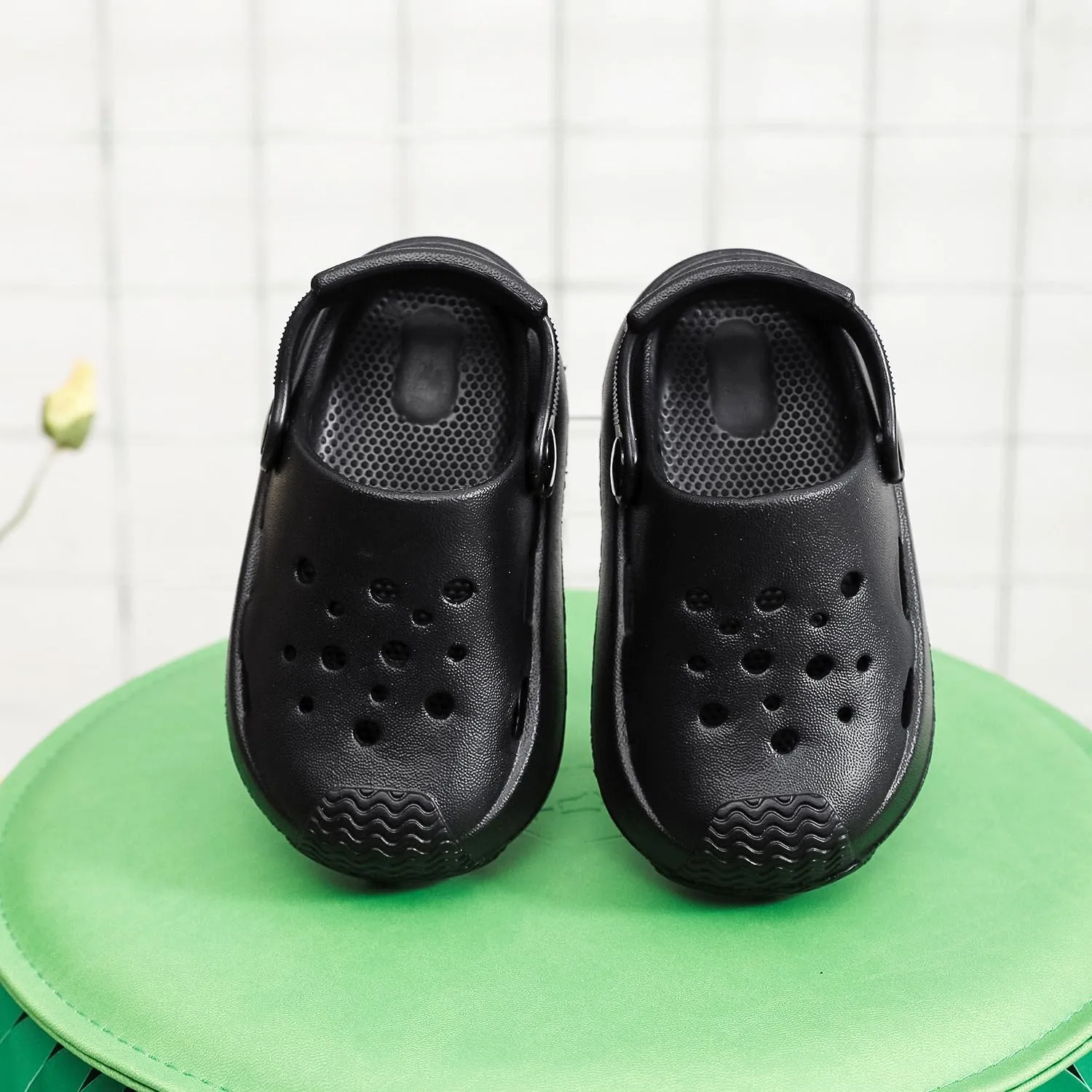 Little Kids Clogs Toddler Girls Boys Sandals Cute Garden Clogs Water Shoes Slip on Beach Pool Slides Slippers